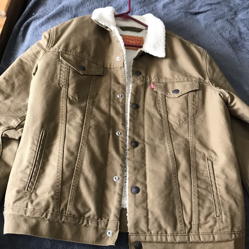 Levi’s trucker jacket